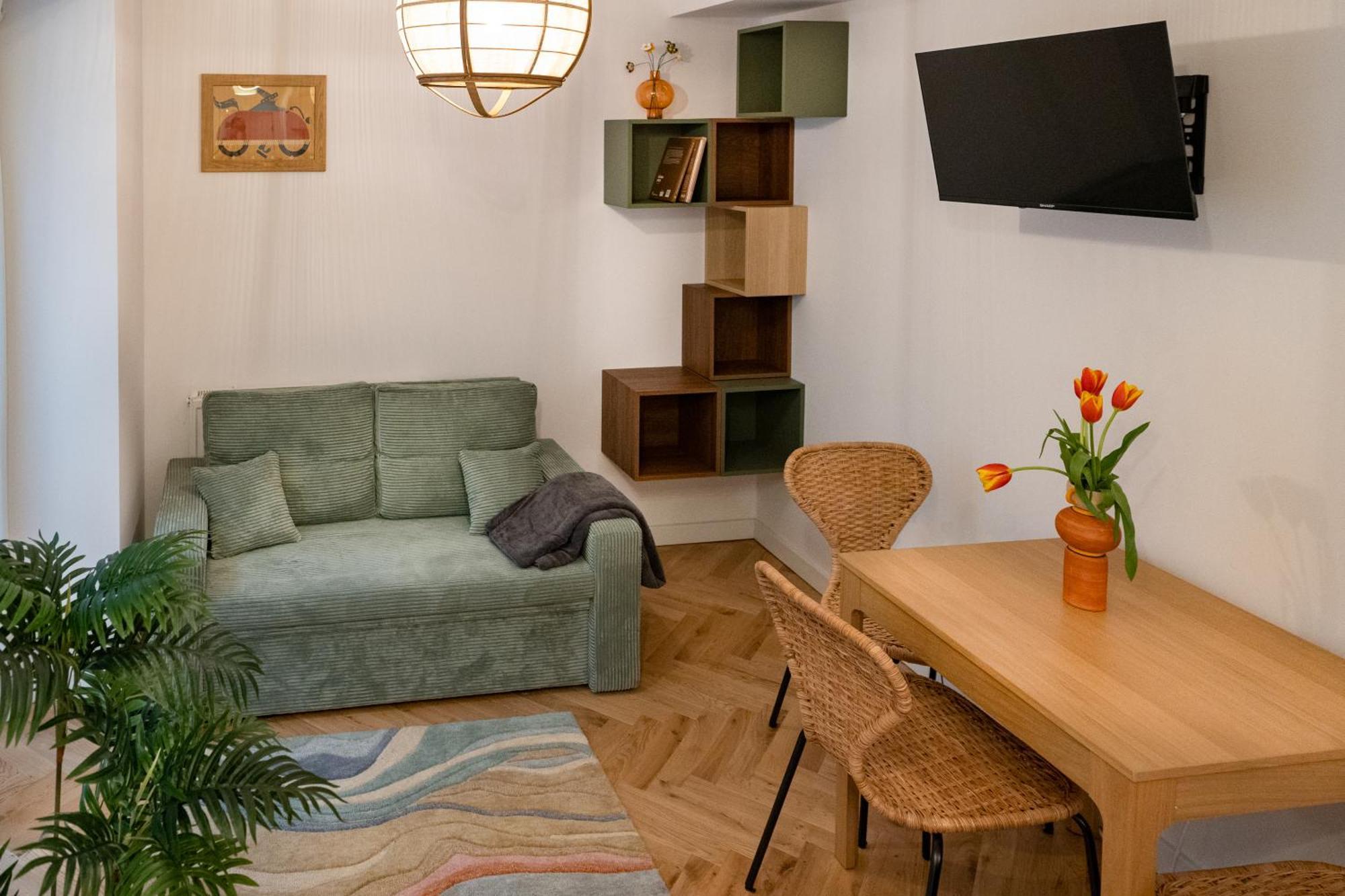 Tyzenhauz Apartments Siemiradzkiego Street Krakau Buitenkant foto